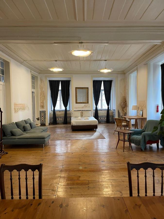 Azulejos Cais Sodre B&B Lisbon Bagian luar foto